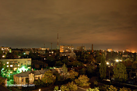 Kherson, paesaggio notturno della città
